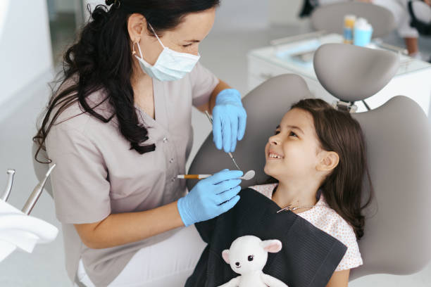 Best Emergency Root Canal Treatment in Vinton, IA